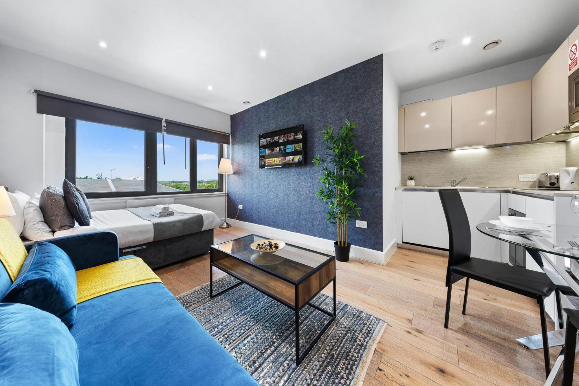 Modern One Bedroom Flat - Sleeps 5 -Near Heathrow - London Ub3 المظهر الخارجي الصورة
